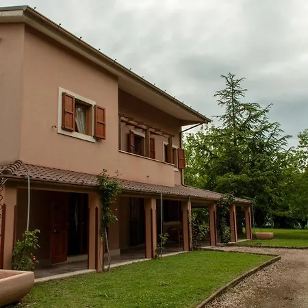 Buschi Semesterbostad Fermo