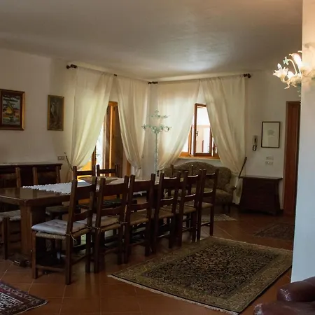 Nyaraló Buschi Fermo